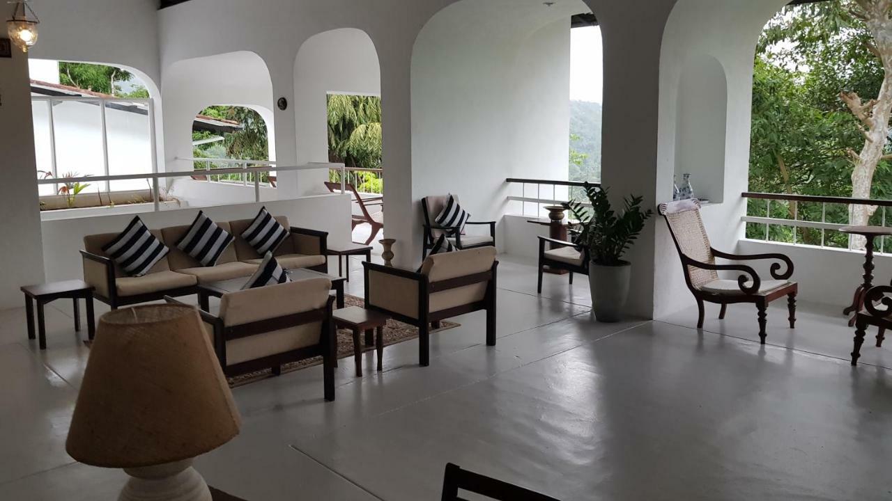 Regent Lodge Hotel & Villa Kandy Exterior photo
