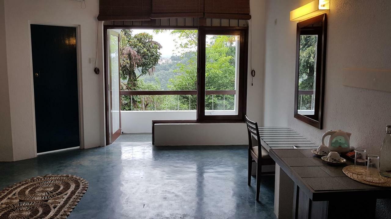 Regent Lodge Hotel & Villa Kandy Exterior photo
