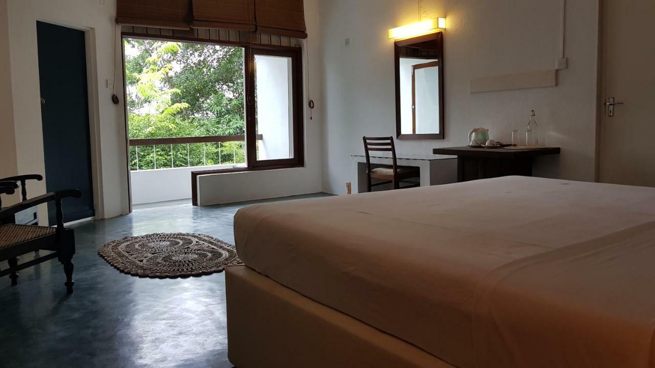 Regent Lodge Hotel & Villa Kandy Exterior photo